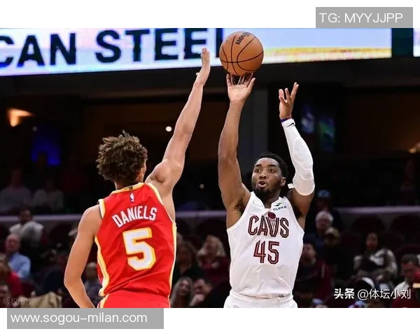 米切尔半场表现低迷仅得15分三分球命中率堪忧状态需提升